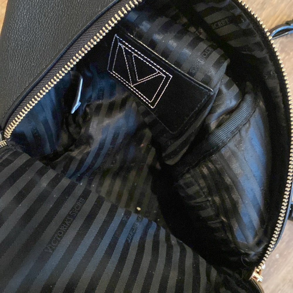 Preowned cute Victoria’s Secret small mini backpack - Picture 7 of 7